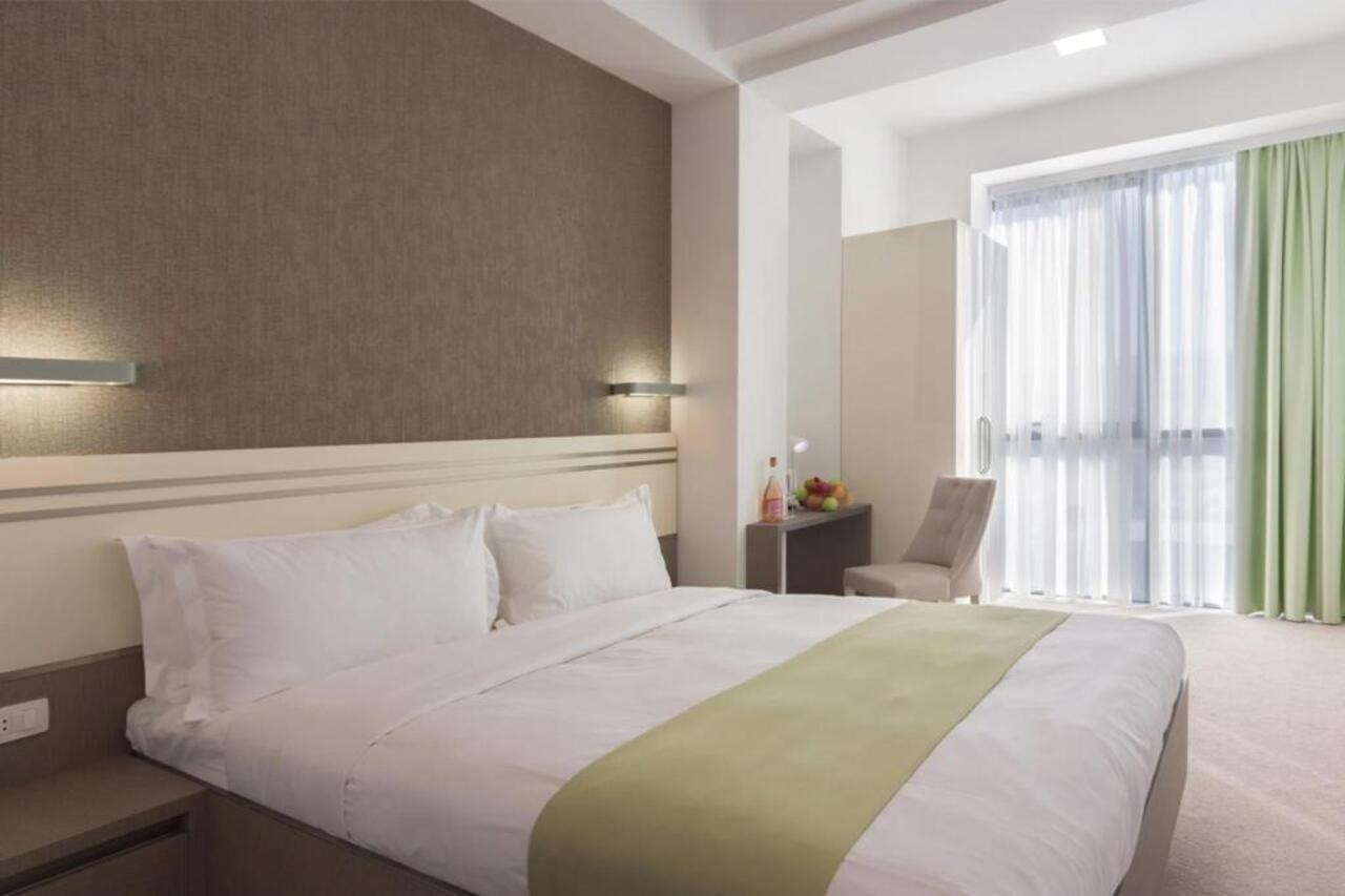 Dave Hotel Yerevan Ngoại thất bức ảnh